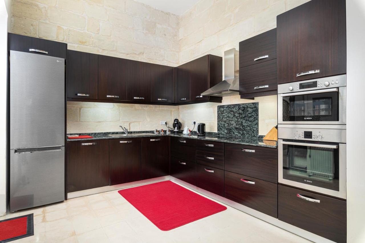 Traditional & Modern Maltese Townhouse - Rooftop Terrace And Sea Views, Close To Birgu Waterfront Cospicua Dış mekan fotoğraf