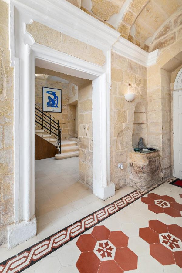 Traditional & Modern Maltese Townhouse - Rooftop Terrace And Sea Views, Close To Birgu Waterfront Cospicua Dış mekan fotoğraf