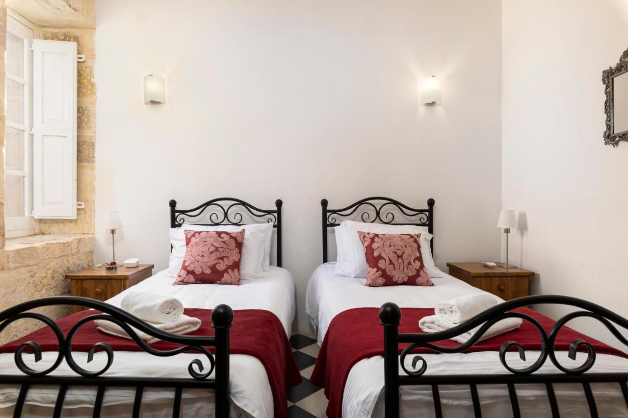 Traditional & Modern Maltese Townhouse - Rooftop Terrace And Sea Views, Close To Birgu Waterfront Cospicua Dış mekan fotoğraf