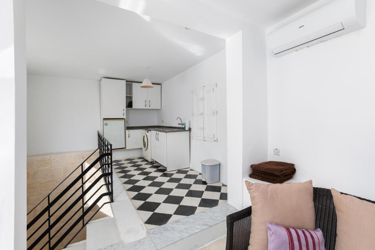 Traditional & Modern Maltese Townhouse - Rooftop Terrace And Sea Views, Close To Birgu Waterfront Cospicua Dış mekan fotoğraf